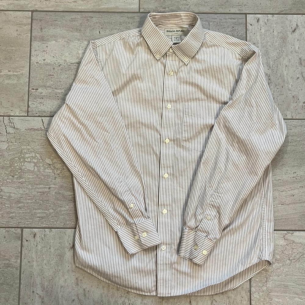 Banana Republic White, Tan, Brown striped button down shirt